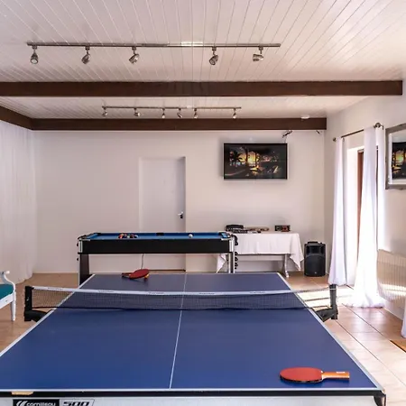 Chalet Ta Mill & - Meadowview 4 *